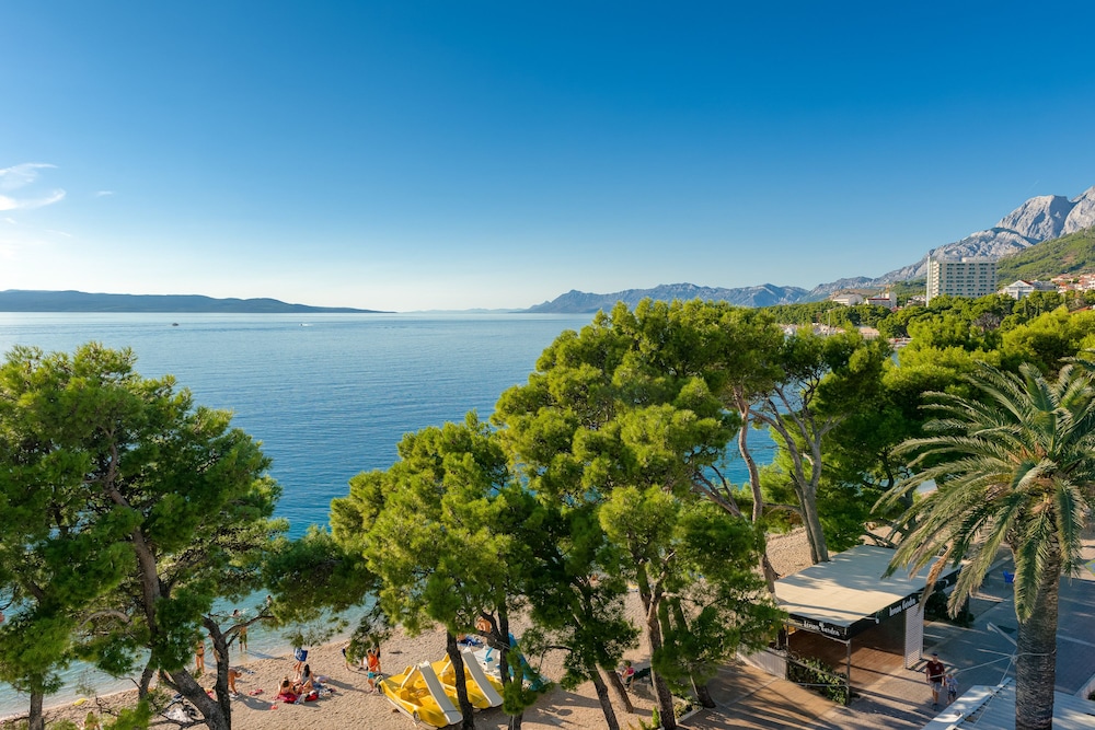 Hotel Central Beach 9 — Beach in Makarska, Split-Dalmatia