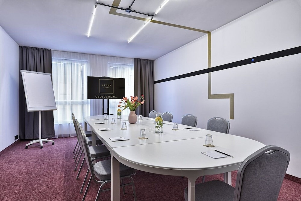Arche Hotel Geologiczna — Hotel building in Warsaw, Masovian