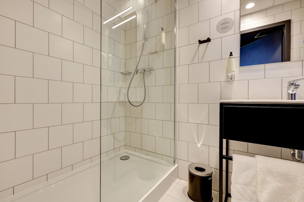 Arche Hotel Geologiczna — Hotel rooms in Warsaw, Masovian