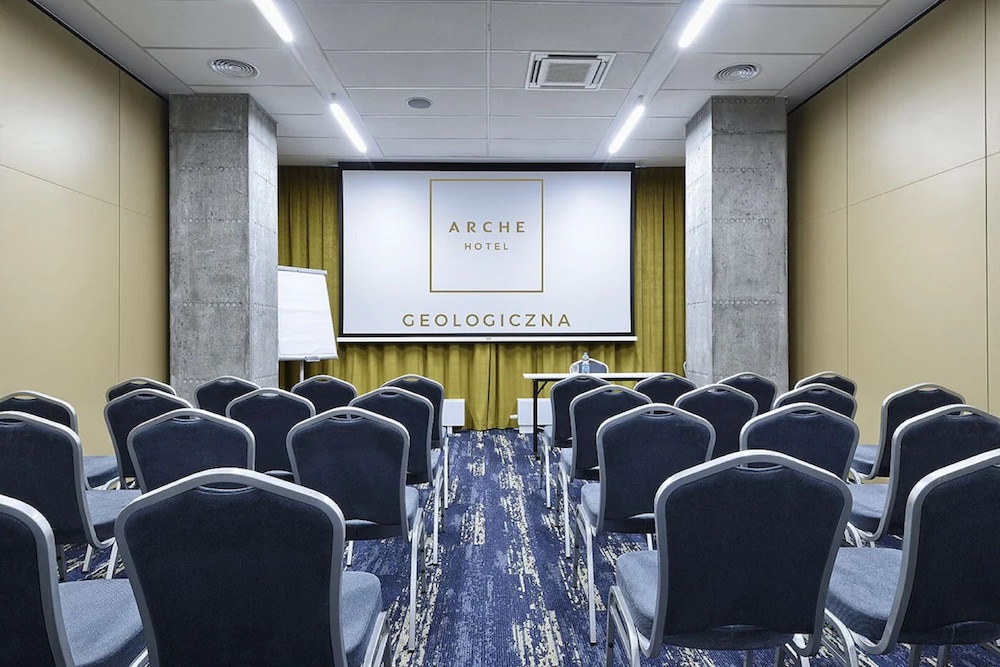 Arche Hotel Geologiczna — Hotel building in Warsaw, Masovian