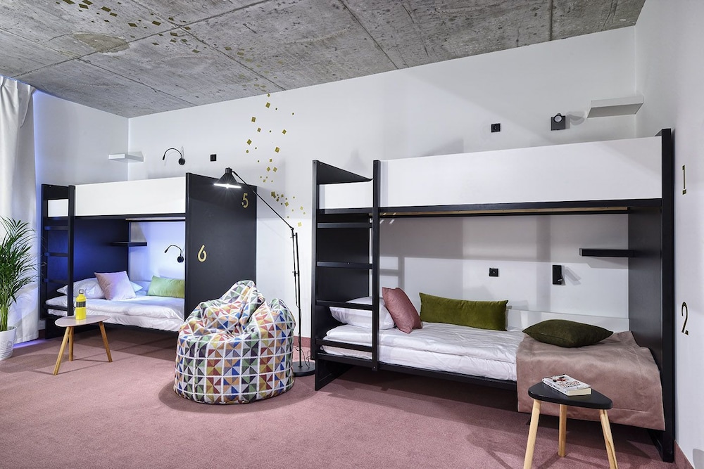 Arche Hotel Geologiczna — Hotel rooms in Warsaw, Masovian