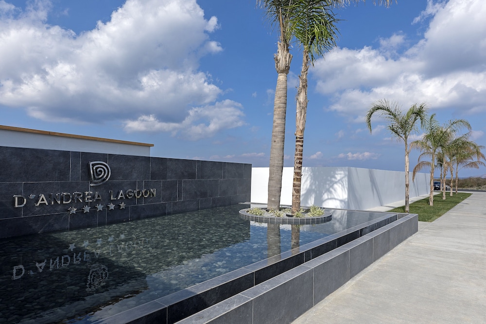 D Andrea Lagoon All Suites - Adults only — Swimming pool in Marmari (Kos), South Aegean