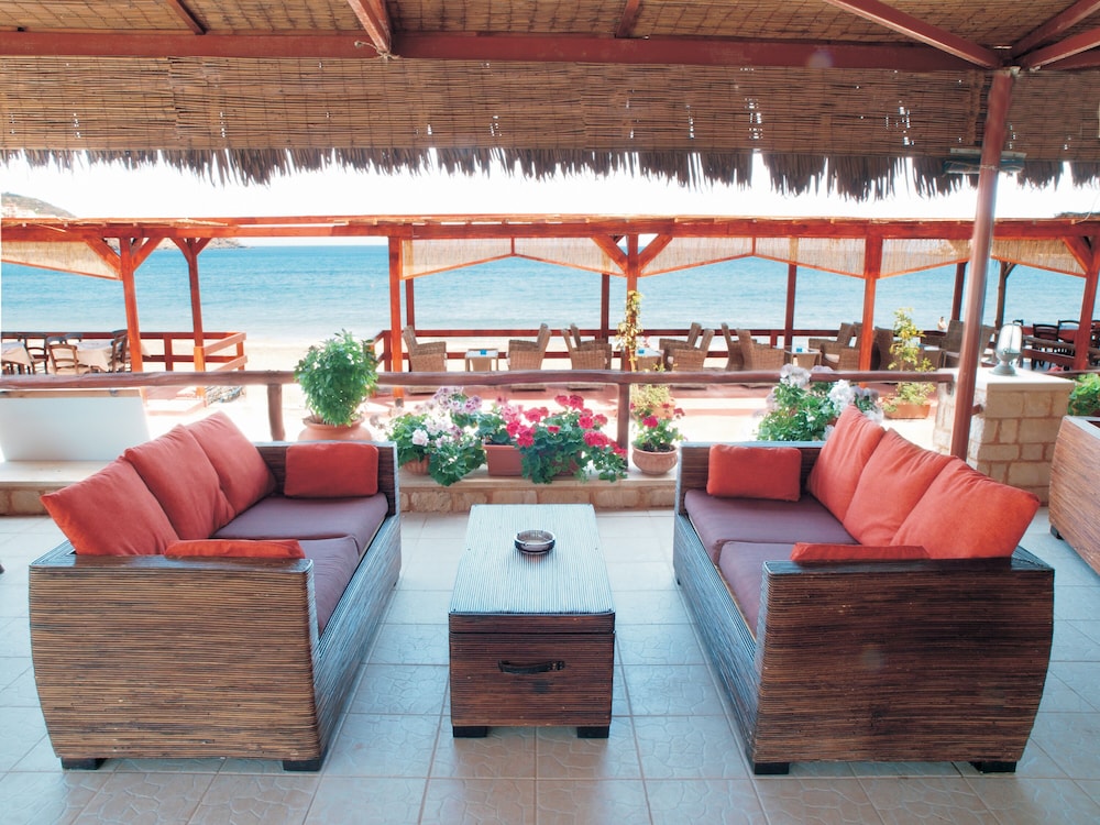 Niriides Beach Hotel - zdjęcie 5