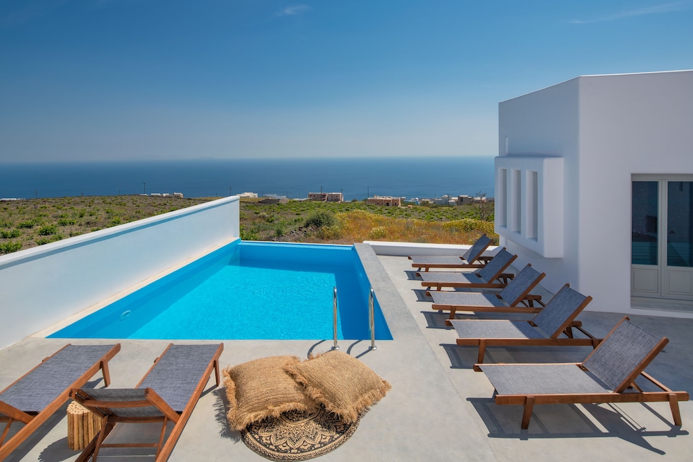 Seven Suites — Main photo in Imerovigli, South Aegean