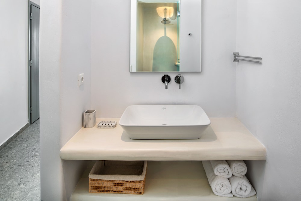 Seven Suites — Hotel rooms in Imerovigli, South Aegean