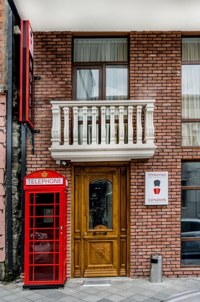 Hotel London