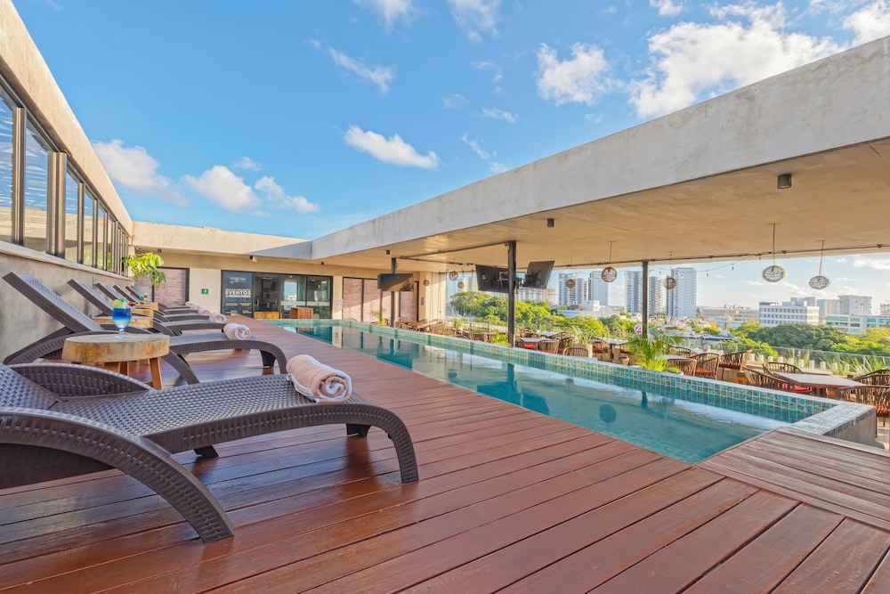 Mex Hoteles — Swimming pool in Cancun, Quintana Roo