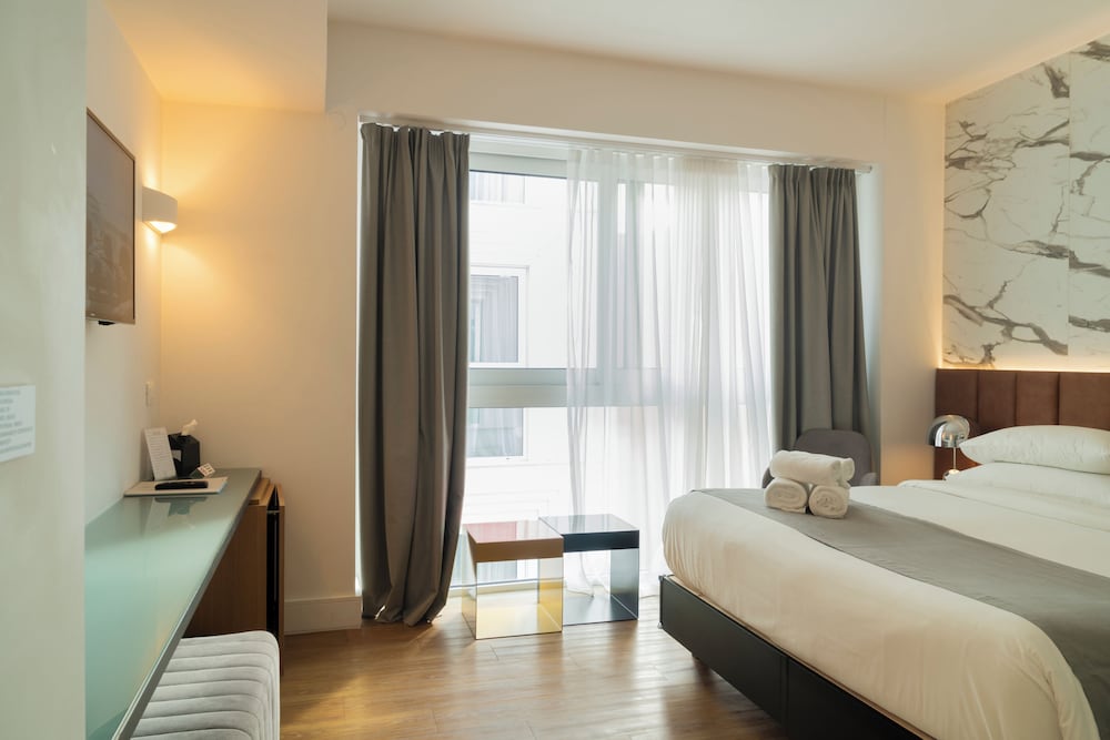 Elia Ermou Athens Hotel — Hotel rooms in Athens, Attica