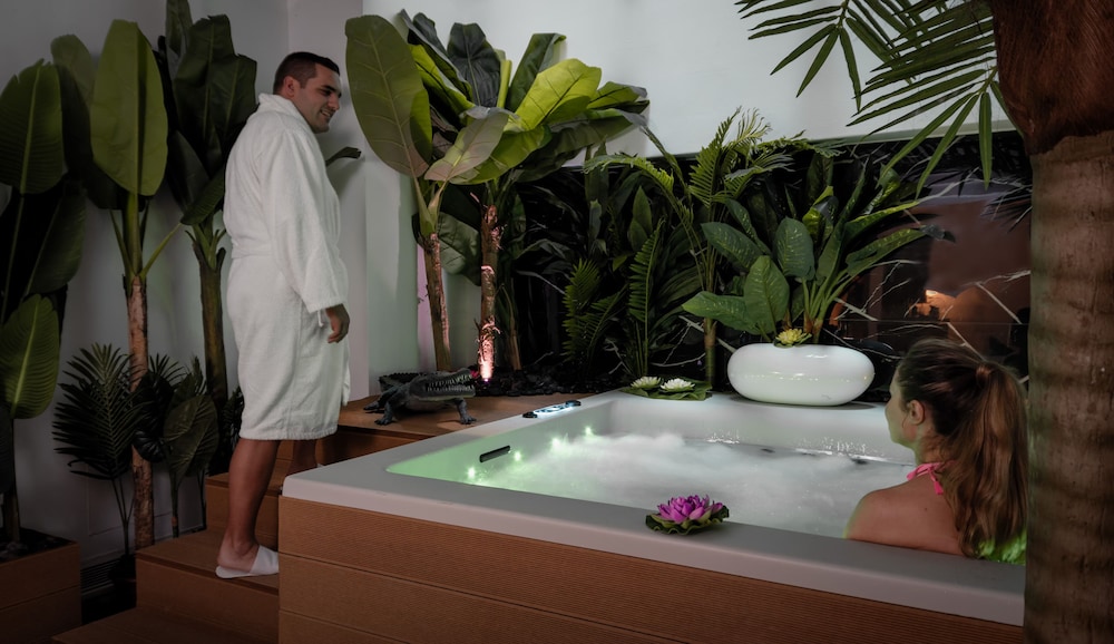 Elia Ermou Athens Hotel — Spa in Athens, Attica