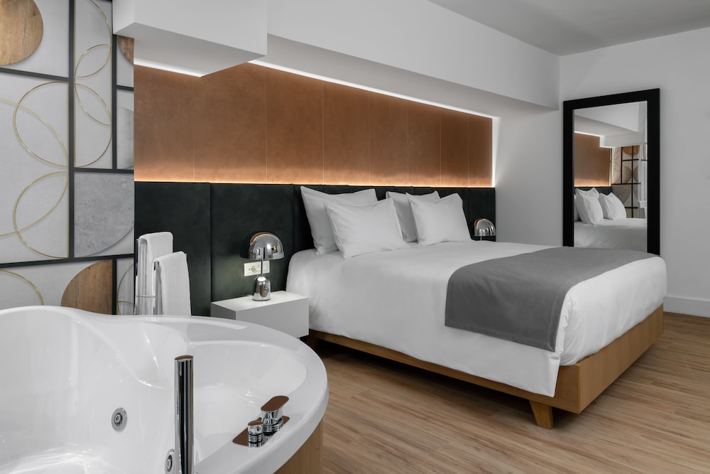 Elia Ermou Athens Hotel — Hotel rooms in Athens, Attica