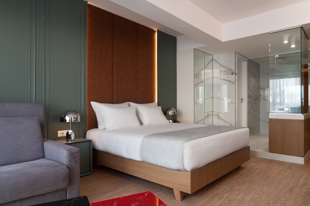 Elia Ermou Athens Hotel — Hotel rooms in Athens, Attica