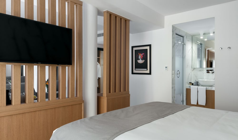Elia Ermou Athens Hotel — Hotel rooms in Athens, Attica