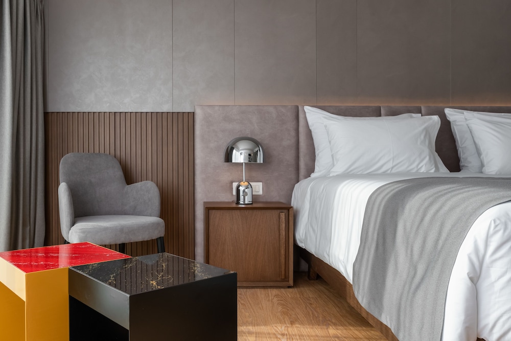 Elia Ermou Athens Hotel — Hotel rooms in Athens, Attica