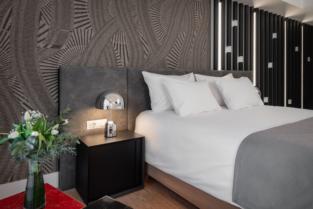 Elia Ermou Athens Hotel — Hotel rooms in Athens, Attica