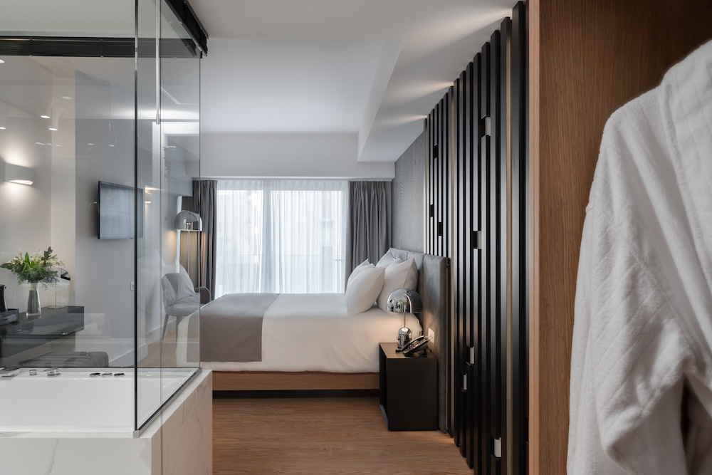 Elia Ermou Athens Hotel — Hotel rooms in Athens, Attica