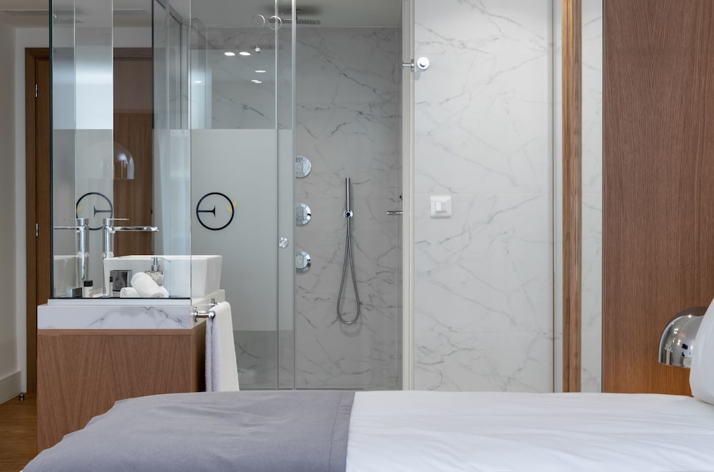 Elia Ermou Athens Hotel — Hotel rooms in Athens, Attica
