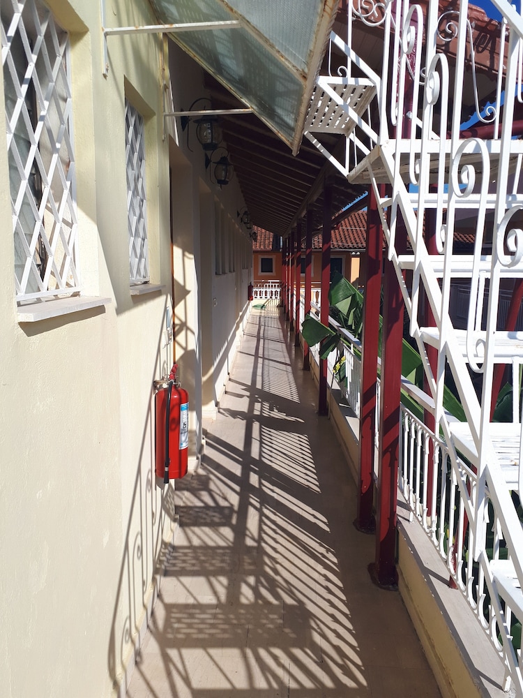 Sophie Studios — Hotel building in Roda, Ionian Islands