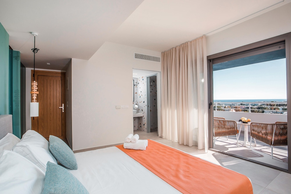 Mazoren Art Hotel — Hotel rooms in Faliraki, South Aegean