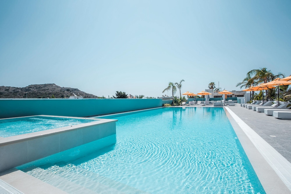 Mazoren Art Hotel — Swimming pool in Faliraki, South Aegean