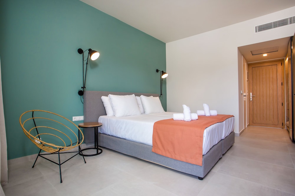 Mazoren Art Hotel — Hotel rooms in Faliraki, South Aegean