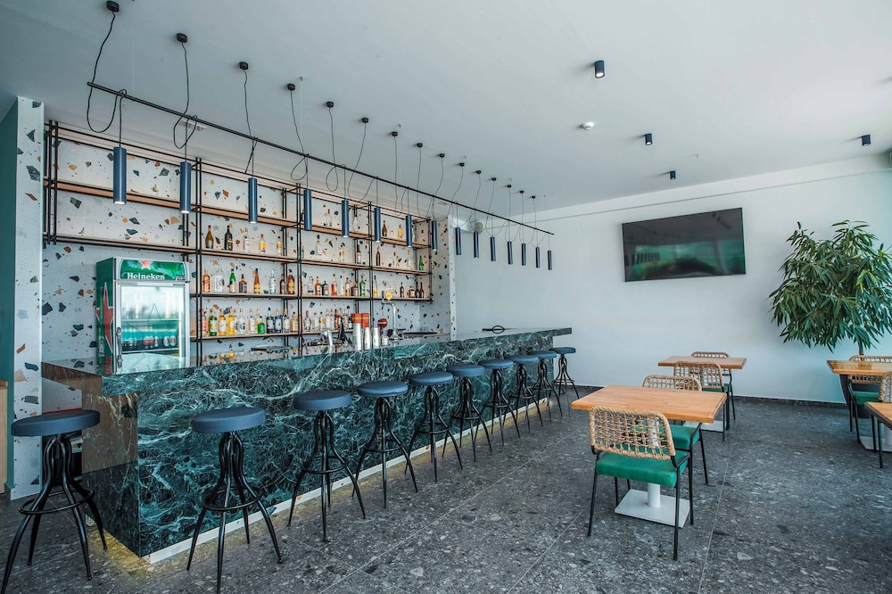 Mazoren Art Hotel — Restaurant & bars in Faliraki, South Aegean