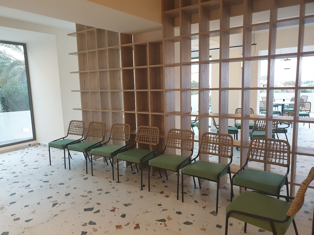Mazoren Art Hotel — Restaurant & bars in Faliraki, South Aegean