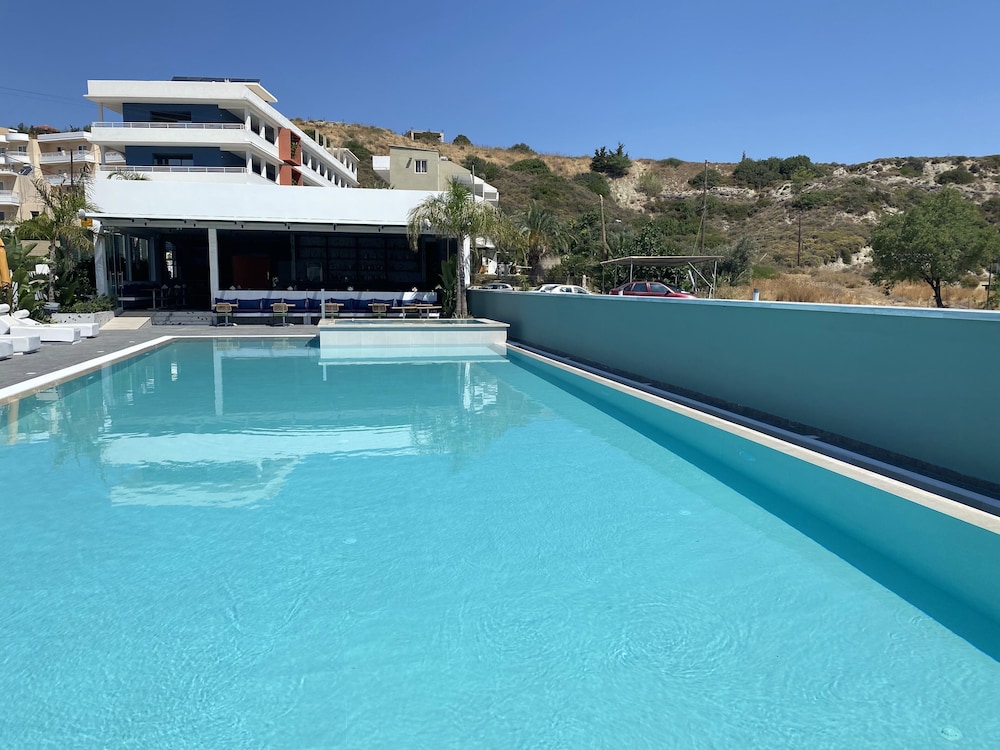 Mazoren Art Hotel — Swimming pool in Faliraki, South Aegean