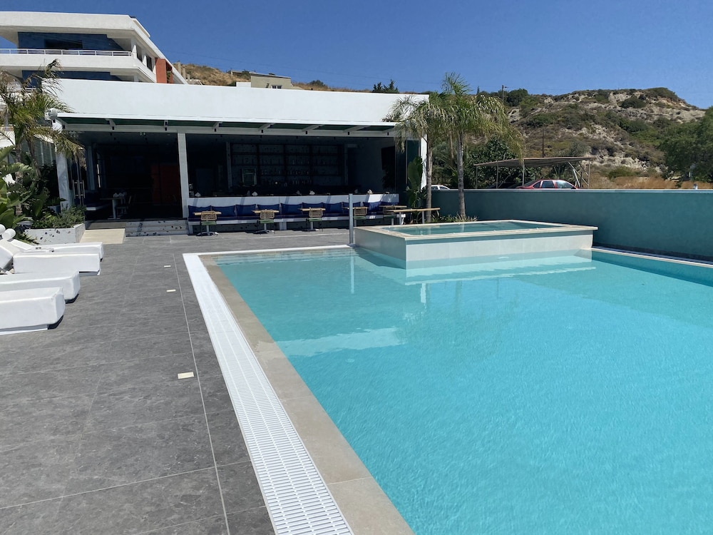 Mazoren Art Hotel — Swimming pool in Faliraki, South Aegean