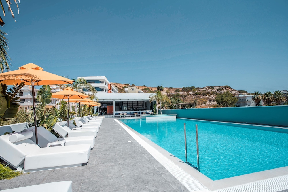 Mazoren Art Hotel — Swimming pool in Faliraki, South Aegean