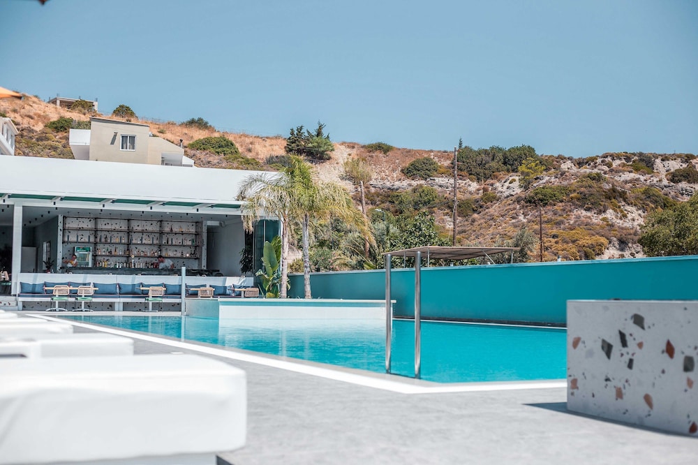 Mazoren Art Hotel — Swimming pool in Faliraki, South Aegean