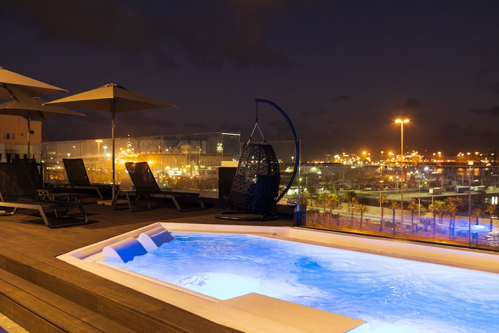Hotel Puerto de La Luz by Pierre and Vacances — Spa in Las Palmas, Canary Islands