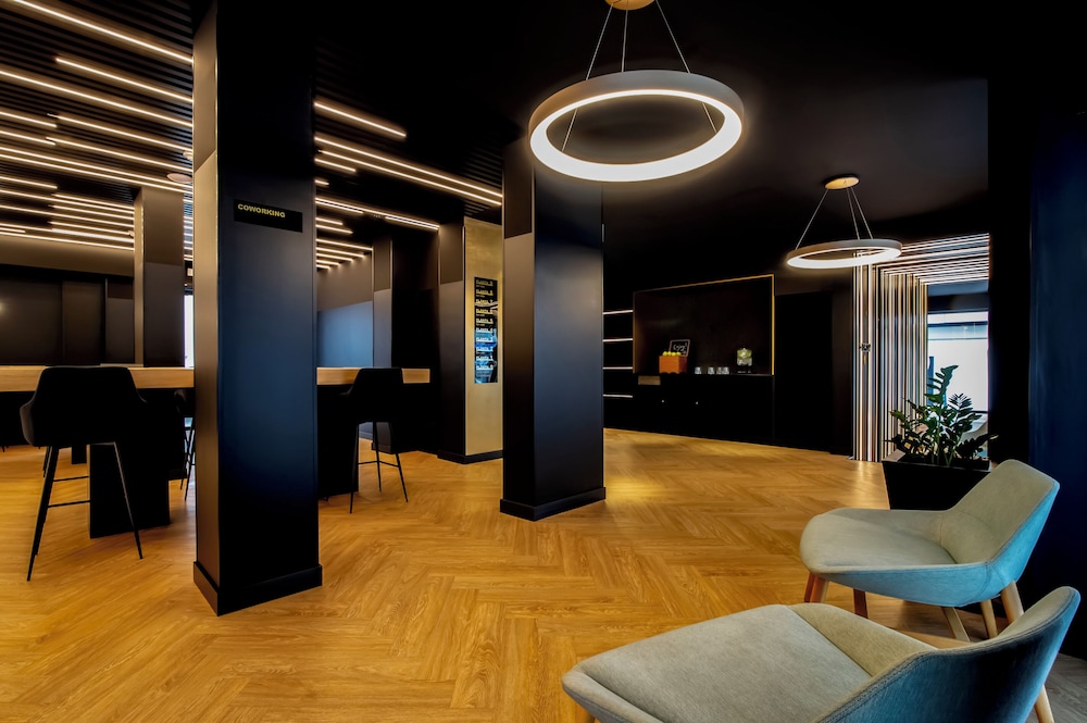 Hotel Puerto de La Luz by Pierre and Vacances — Restaurant & bars in Las Palmas, Canary Islands