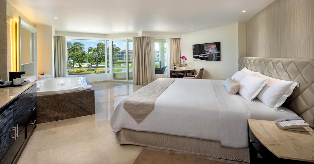 Moon Palace Nizuc - All inclusive — Hotel rooms in Cancun, Quintana Roo