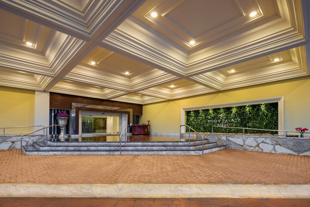 Moon Palace Nizuc - All inclusive — Hotel building in Cancun, Quintana Roo