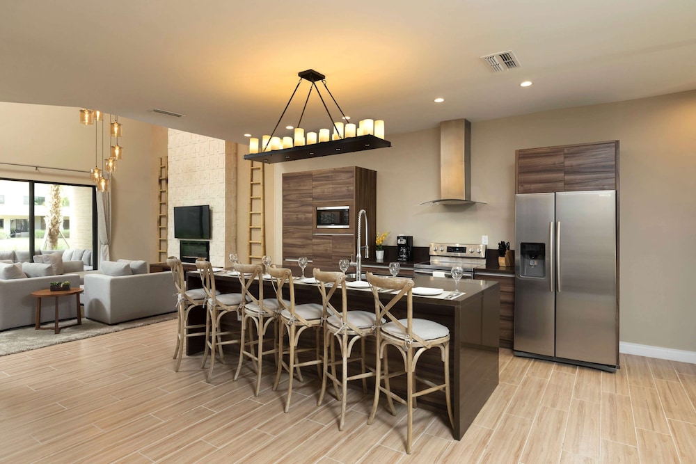 Magic Village Views Trademark Collection by Wyndham — Hotel rooms in Kissimmee, Florida