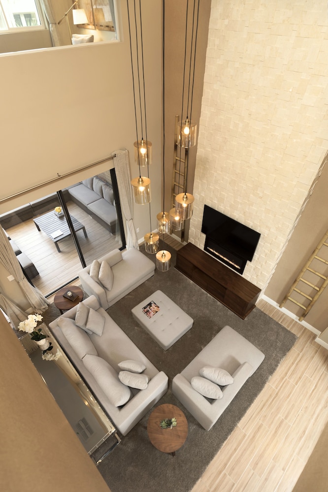 Magic Village Views Trademark Collection by Wyndham — Hotel rooms in Kissimmee, Florida