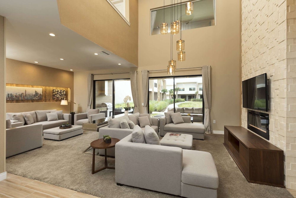 Magic Village Views Trademark Collection by Wyndham — Hotel rooms in Kissimmee, Florida