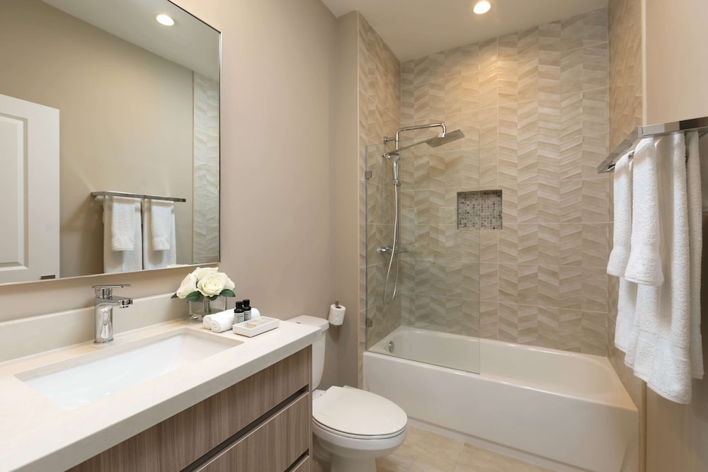 Magic Village Views Trademark Collection by Wyndham — Hotel rooms in Kissimmee, Florida