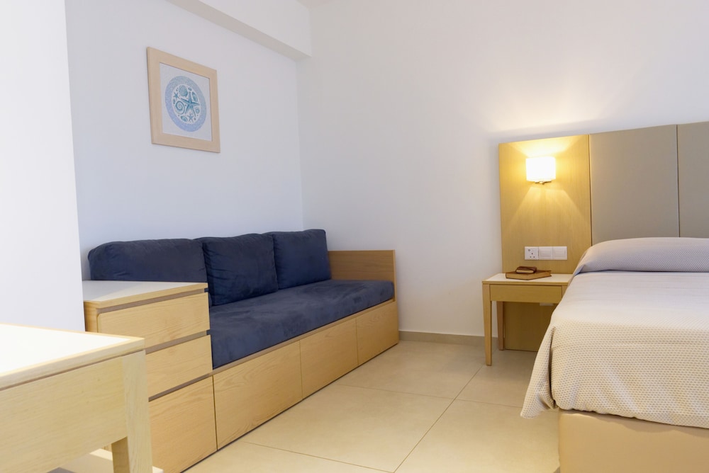 Sunrise Oasis Hotel & Waterpark — Hotel rooms in Protaras, Famagusta Region