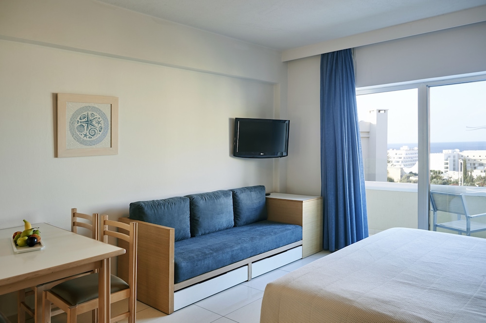 Sunrise Oasis Hotel & Waterpark — Hotel rooms in Protaras, Famagusta Region