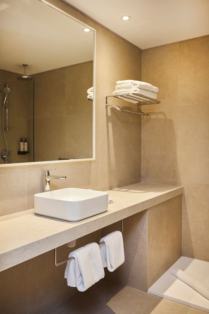 Sunrise Oasis Hotel & Waterpark — Hotel rooms in Protaras, Famagusta Region
