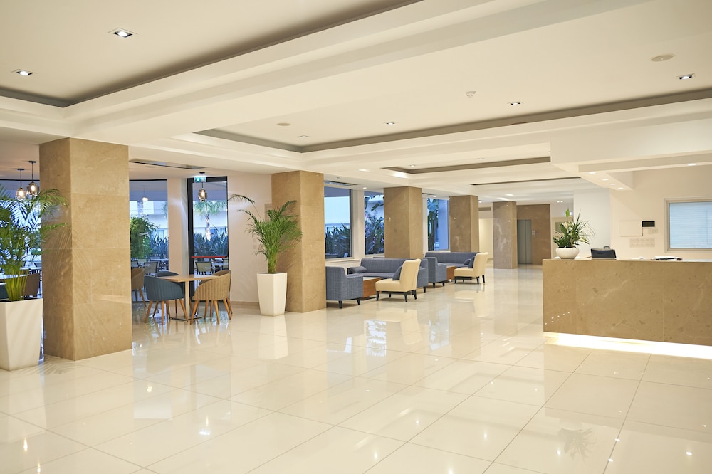 Sunrise Oasis Hotel & Waterpark — Hotel building in Protaras, Famagusta Region
