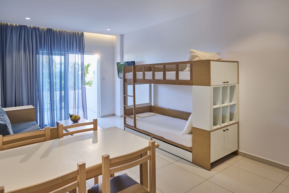 Sunrise Oasis Hotel & Waterpark — Hotel rooms in Protaras, Famagusta Region