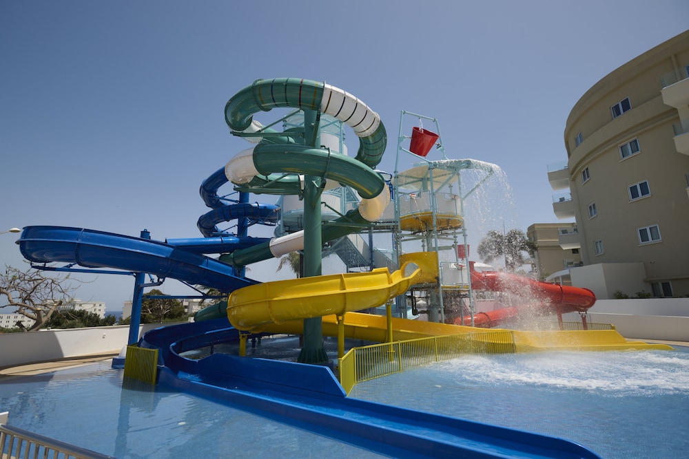 Sunrise Oasis Hotel & Waterpark — Swimming pool in Protaras, Famagusta Region