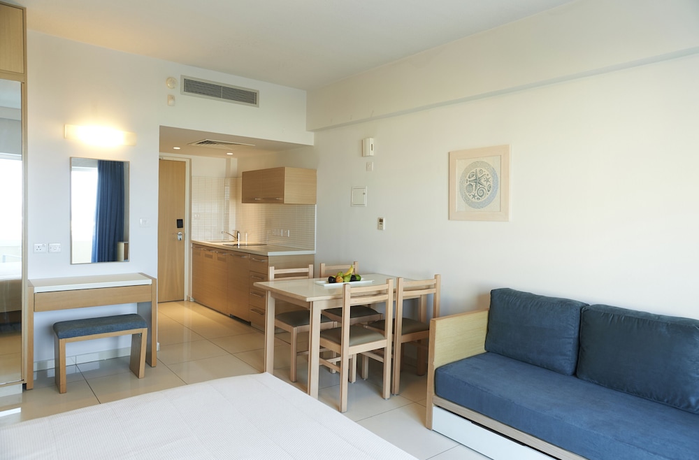 Sunrise Oasis Hotel & Waterpark — Hotel rooms in Protaras, Famagusta Region