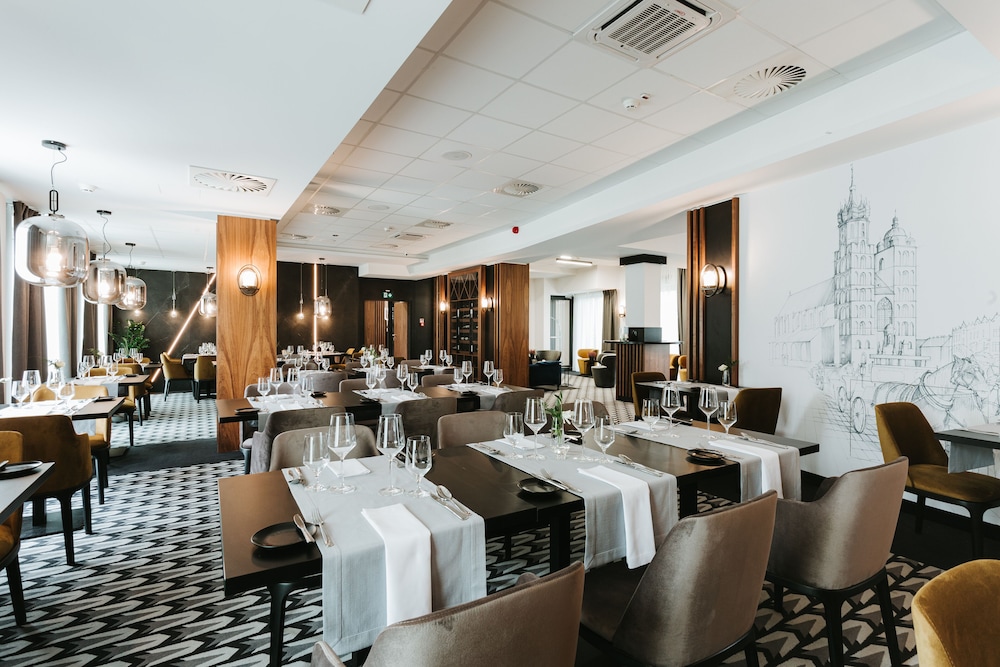 Focus Hotel Premium Kraków — Restaurant & bars in Krakow, Lesser Poland