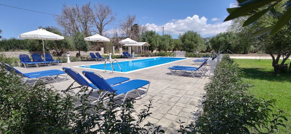 Svoronata (7 dni) w Casa de Rosa Apartments z Krakowa