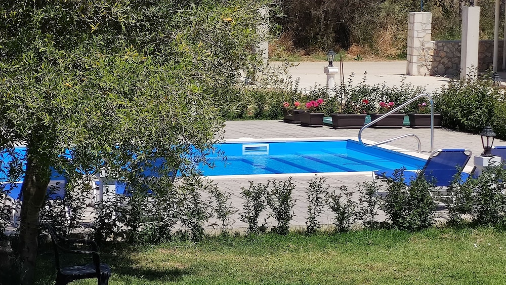 Casa de Rosa Apartments — Swimming pool in Svoronata, Ionian Islands