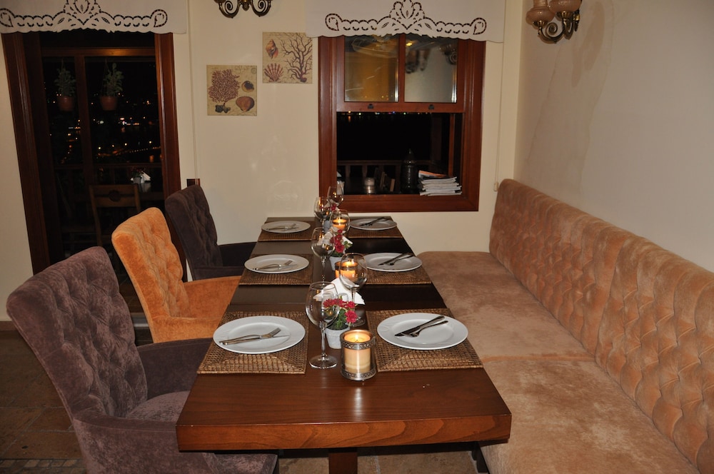 Harmony Boutique Hotel — Restaurant & bars in Alanya