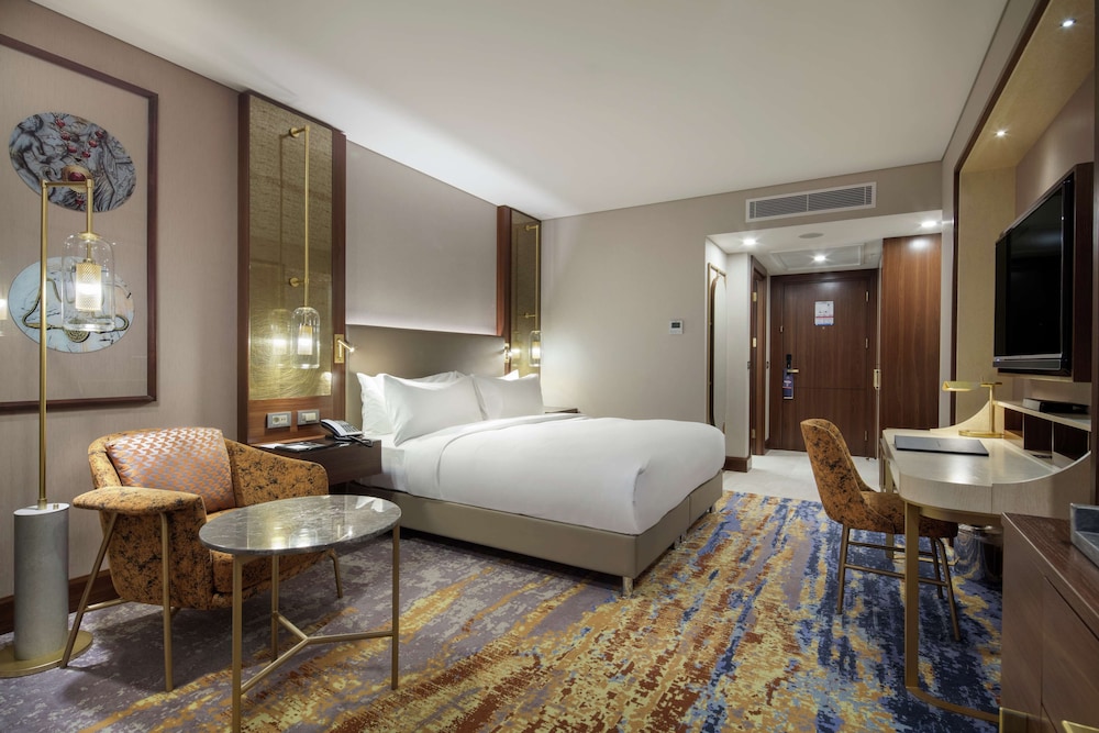 DoubleTree By Hilton Antalya City Centre — Hotel rooms in Antalya